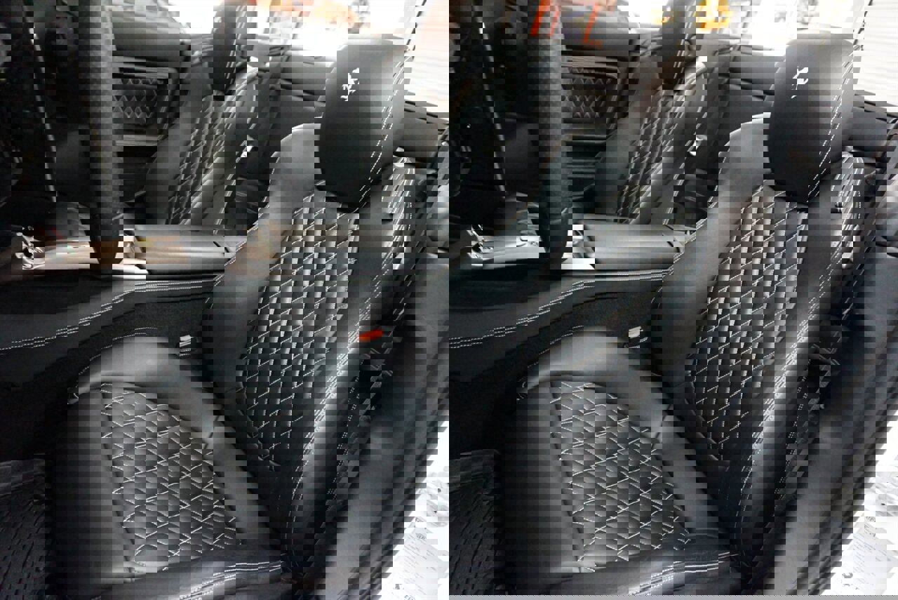 Used 2014 Ferrari California image 11