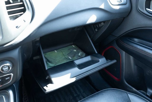 Used 2020 Jeep Compass Trailhawk image 19