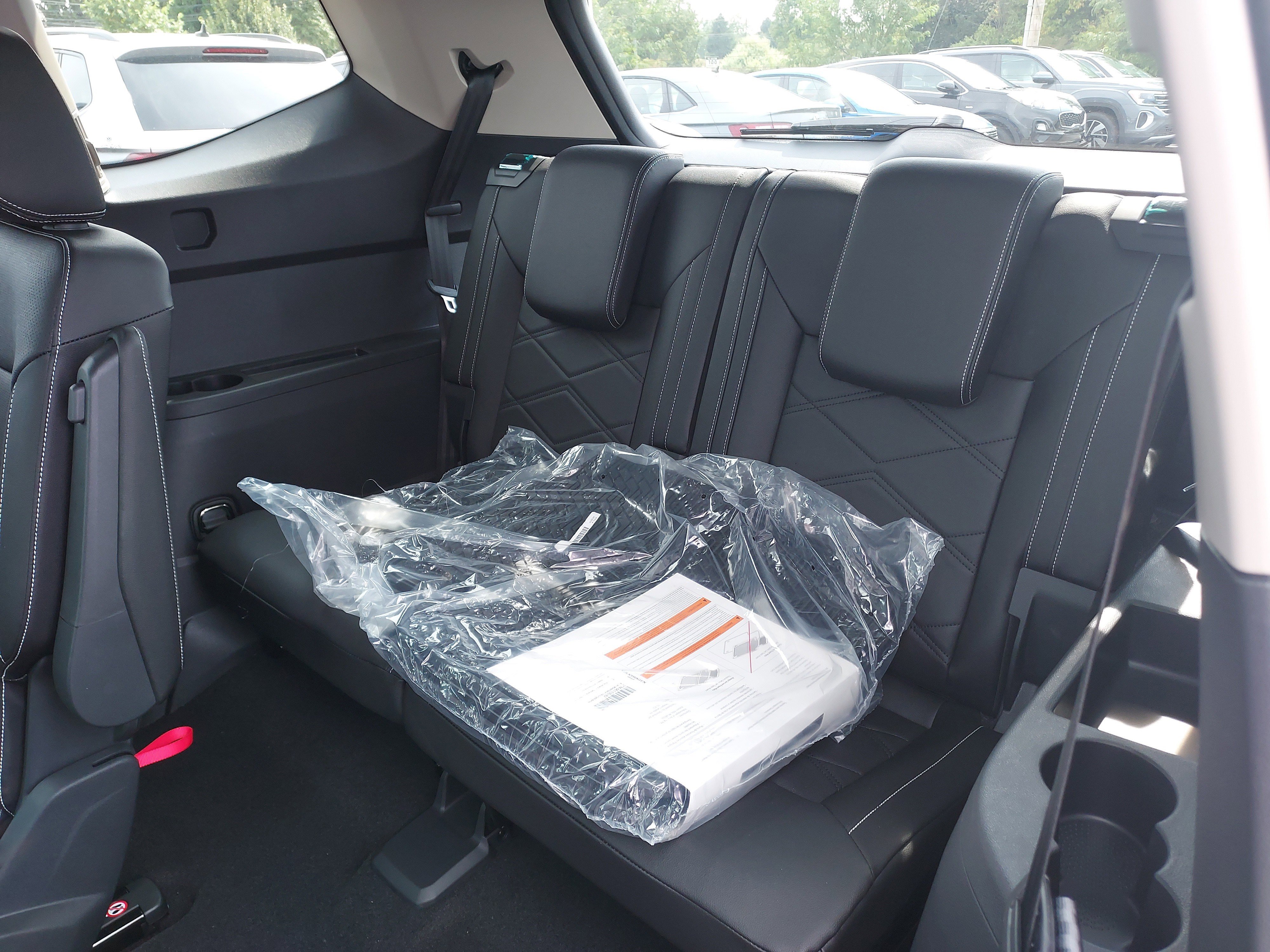 New 2026 Volkswagen Atlas SE image 17