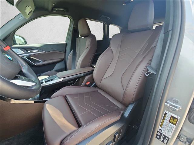 Used 2025 BMW X1 M35i w/ Shadowloine Package AWD/4WD image 16