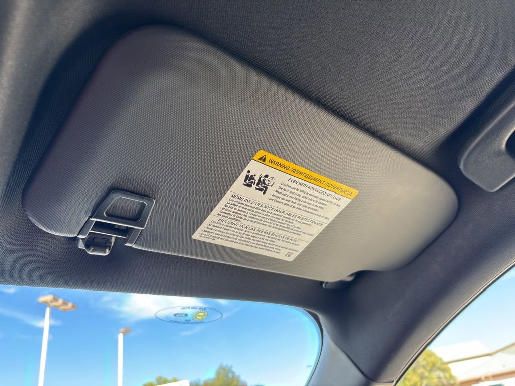 Used 2025 Ford Escape ST-Line Select AWD/4WD image 37