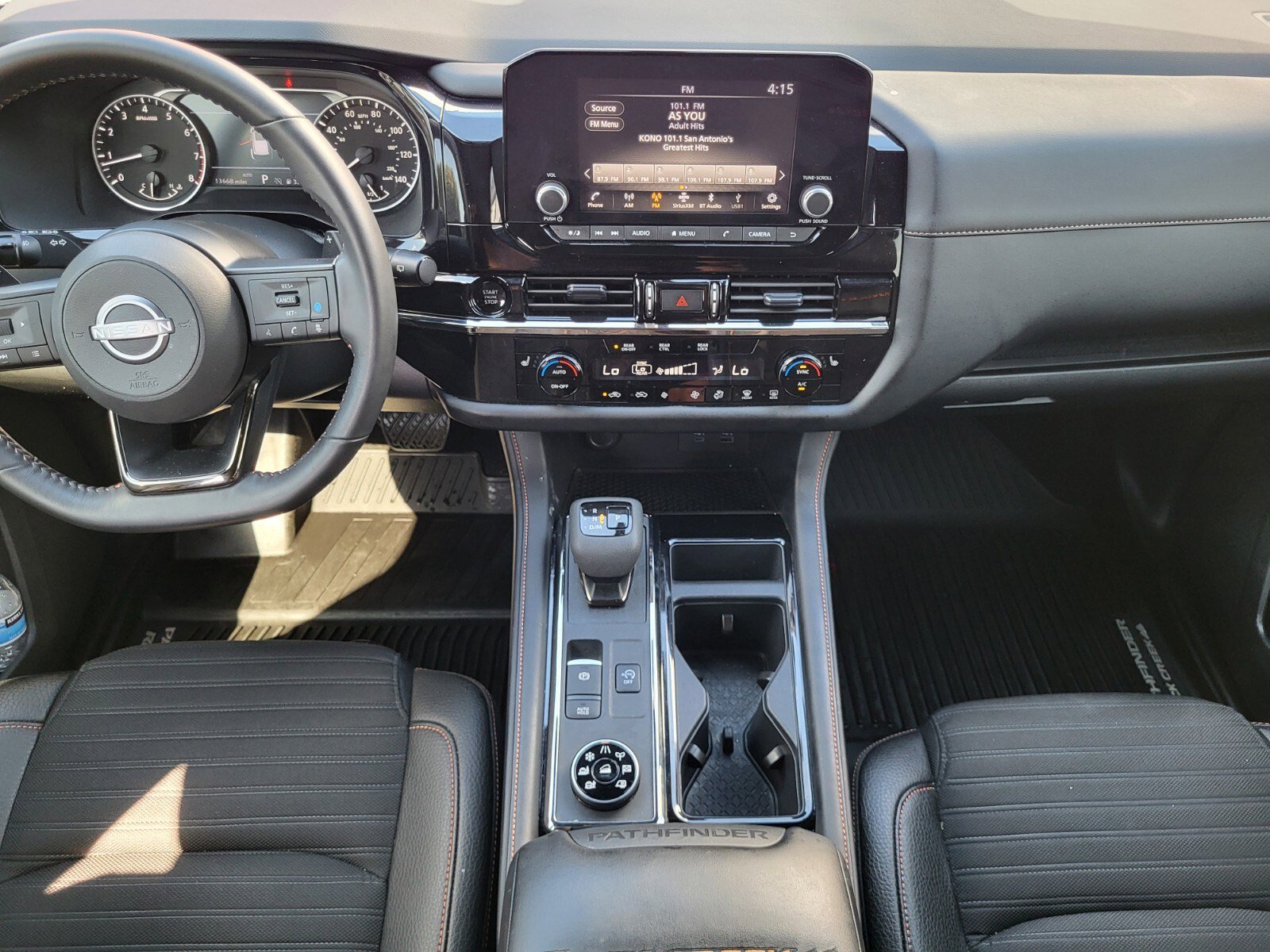 Used 2025 Nissan Pathfinder Rock Creek AWD/4WD image 15