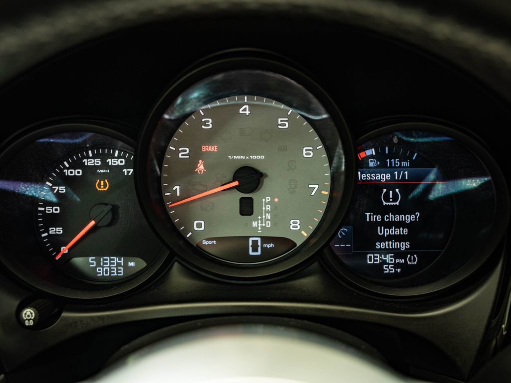 Certified 2021 Porsche Macan S AWD/4WD image 34