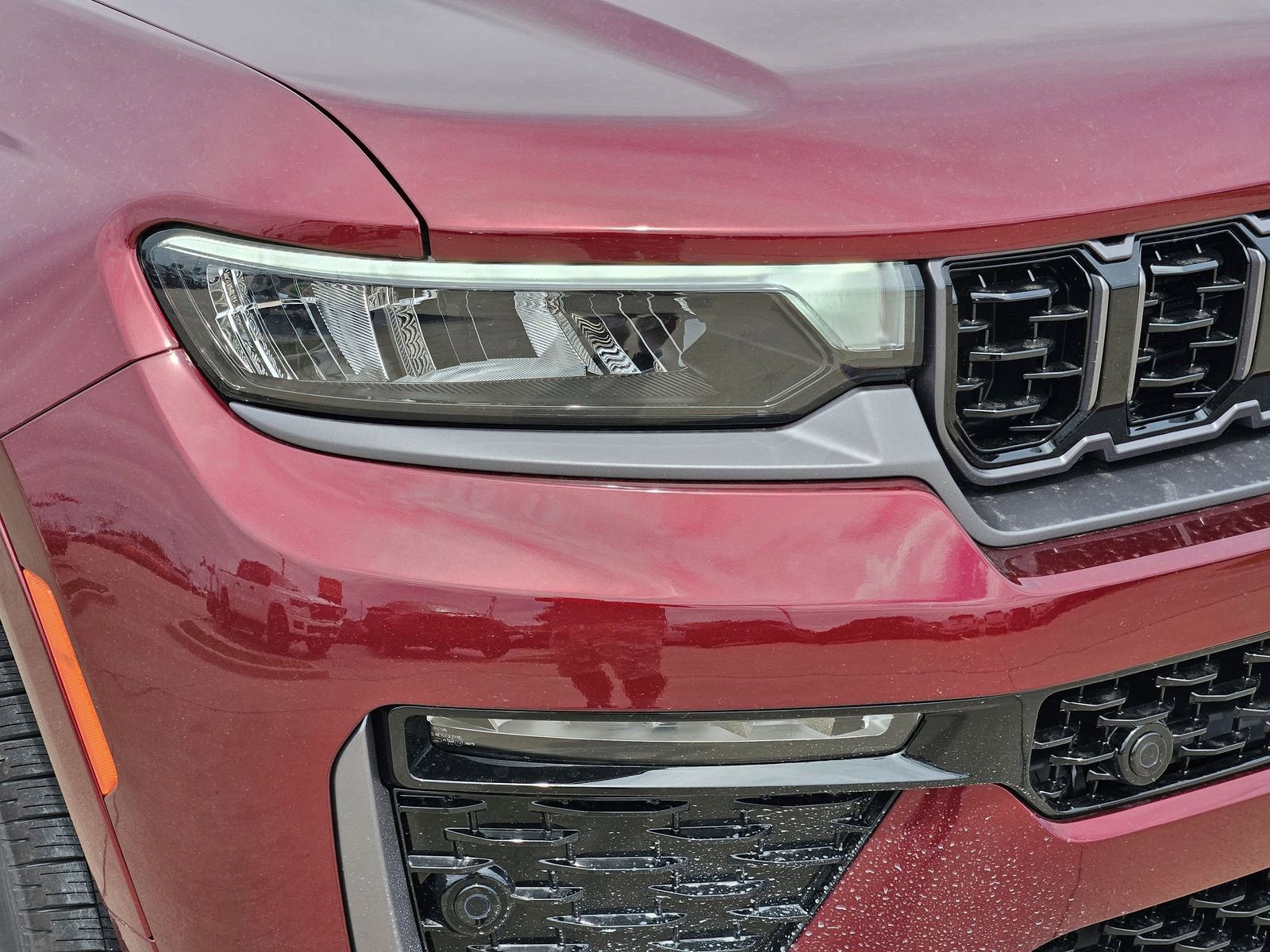 New 2026 Jeep Grand Cherokee Summit AWD/4WD image 9