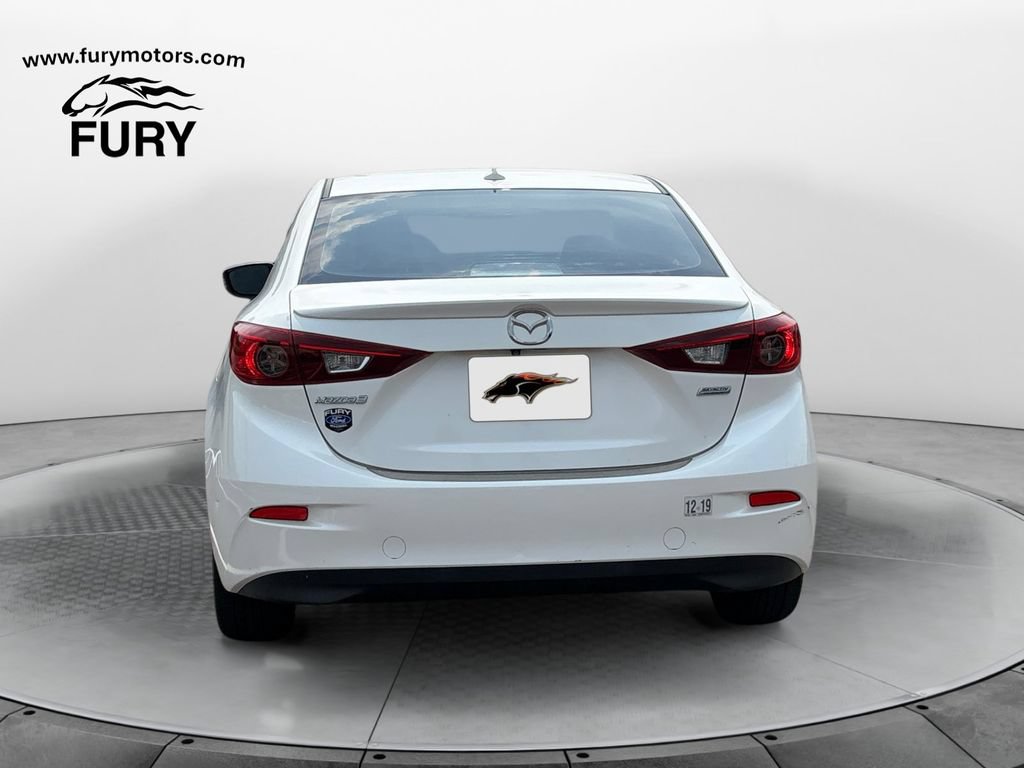 Used 2014 MAZDA MAZDA3 i Touring w/ Technology Package FWD image 4