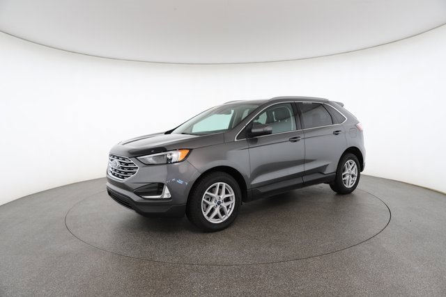 Used 2022 Ford Edge SEL w/ Convenience Package image 3