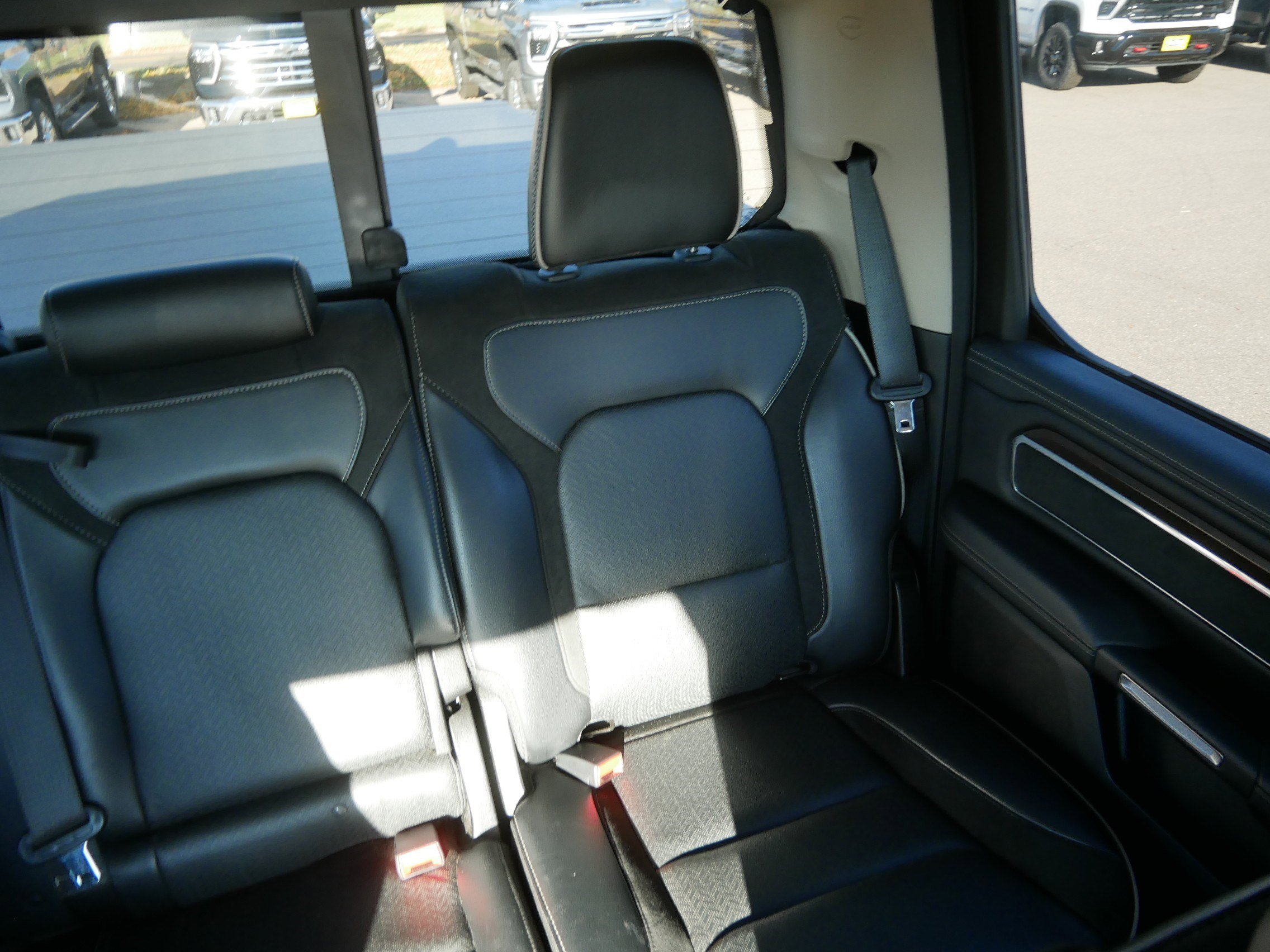 Certified 2021 RAM 1500 Laramie image 14