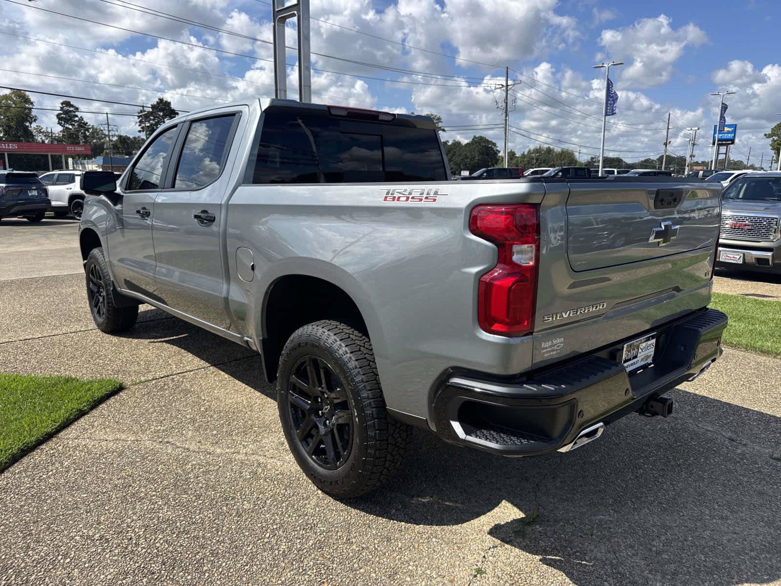 New 2026 Chevrolet Silverado 1500 LT Trail Boss w/ LT Trail Boss Premium Package AWD/4WD image 4