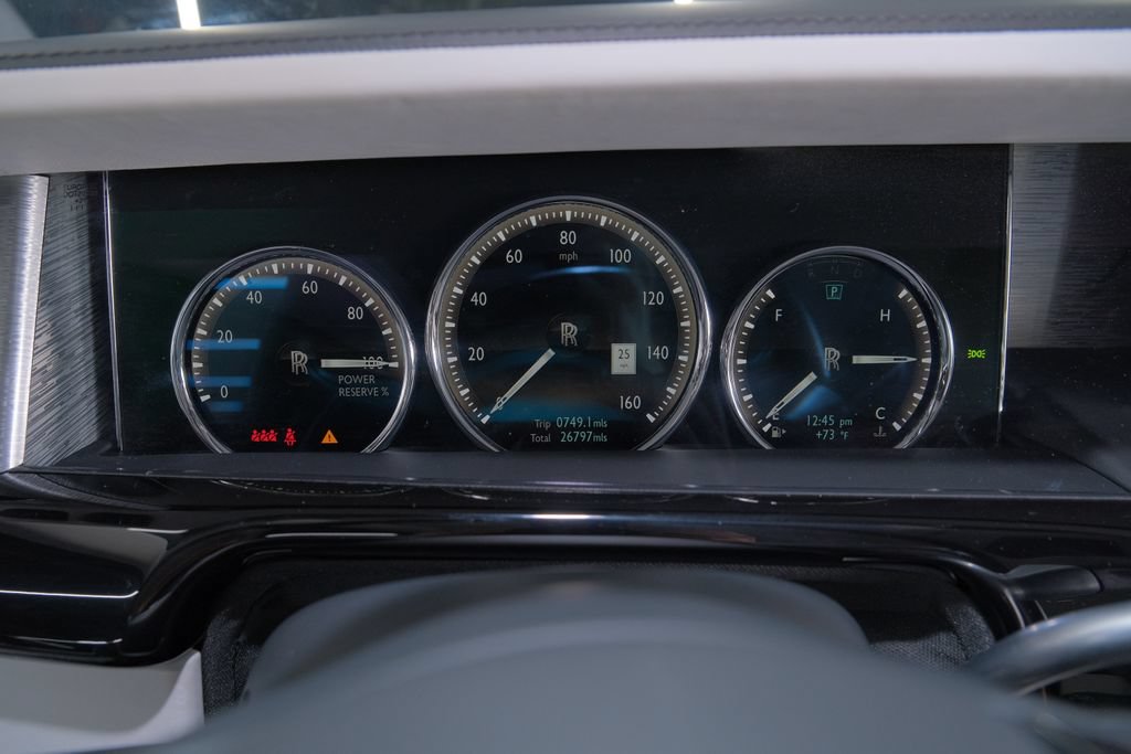 Used 2022 Rolls-Royce Phantom Sedan w/ The Phantom Package RWD image 48