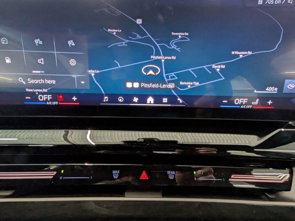 Certified 2025 BMW 530i xDrive w/ Premium Package image 24