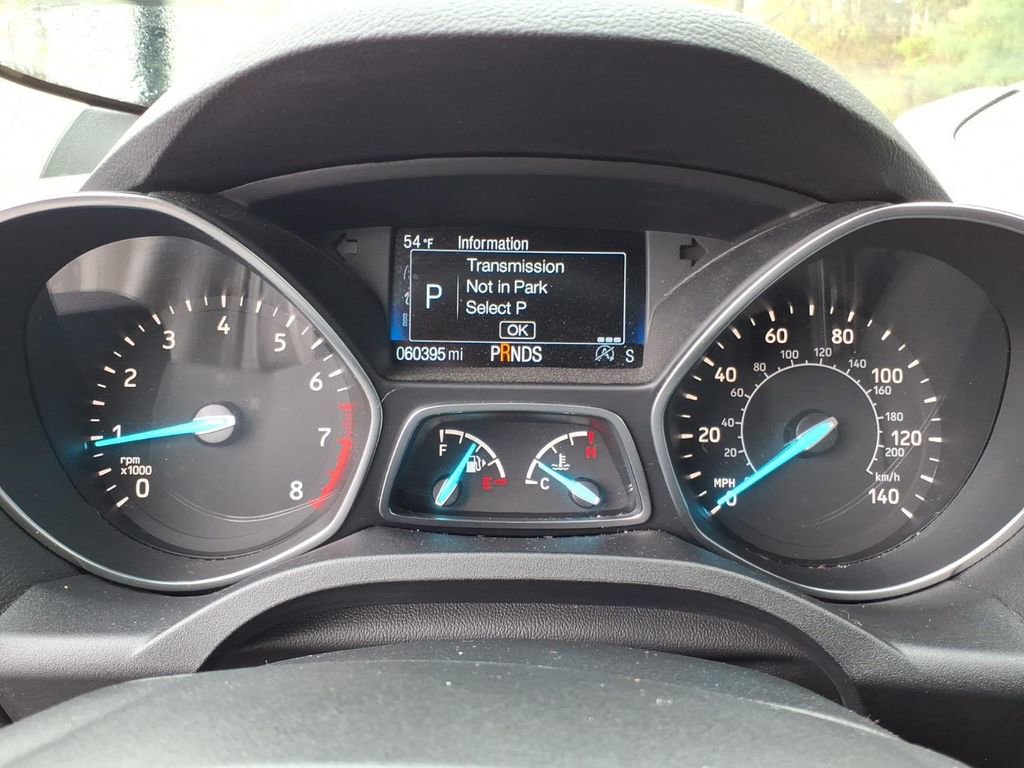 Used 2017 Ford Escape Titanium AWD/4WD image 29
