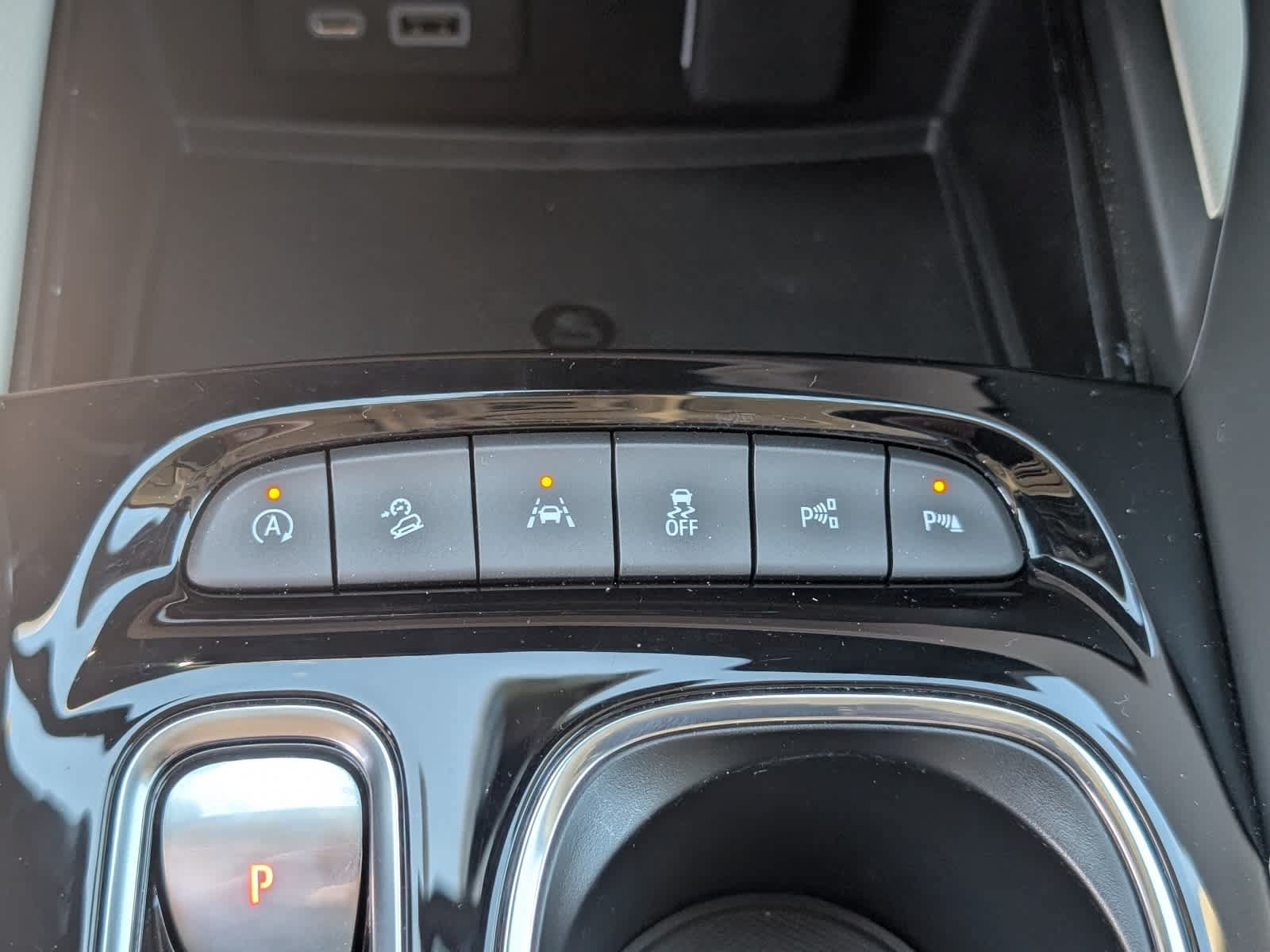 Certified 2023 Buick Envision Avenir AWD/4WD image 25