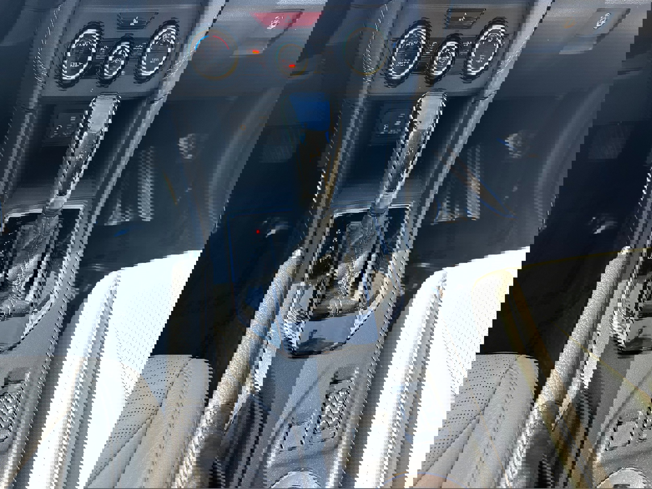 Used 2020 Subaru Impreza 2.0i Limited w/ Popular Package #2 image 15