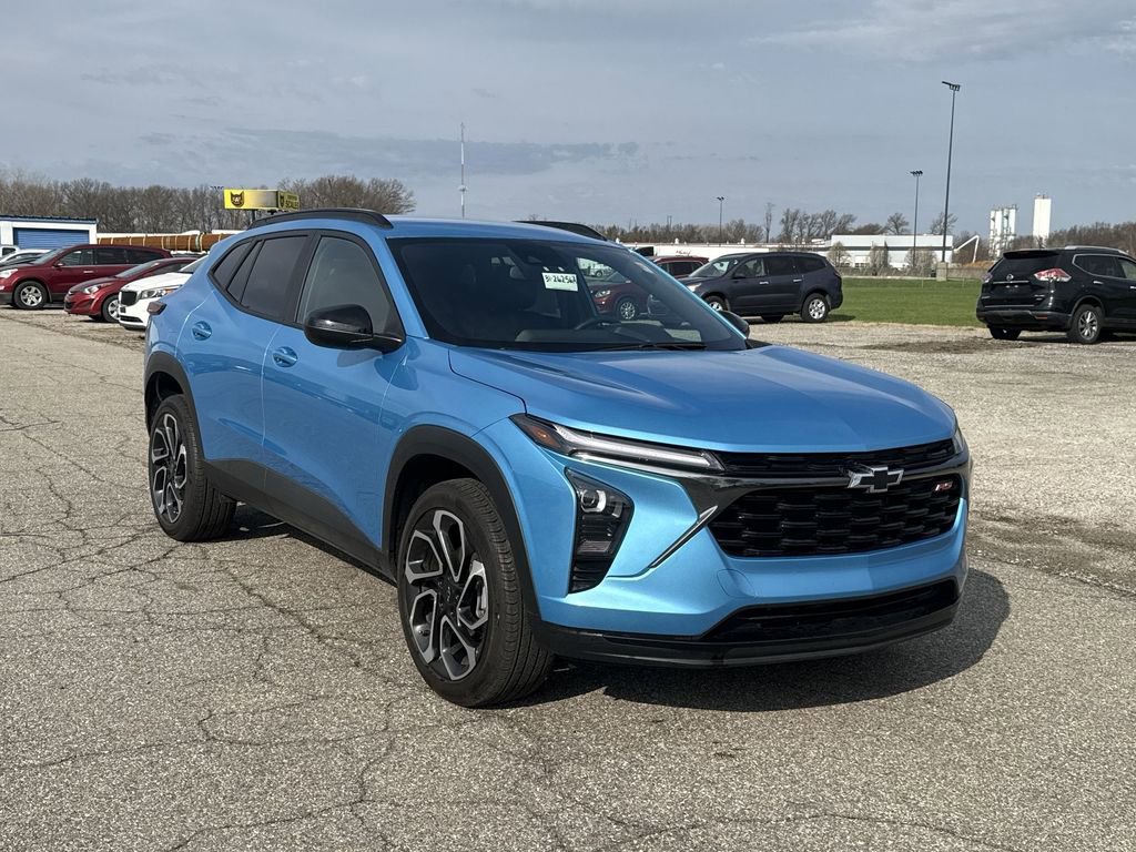 Certified 2025 Chevrolet Trax RS w/ Driver Confidence Package video 2