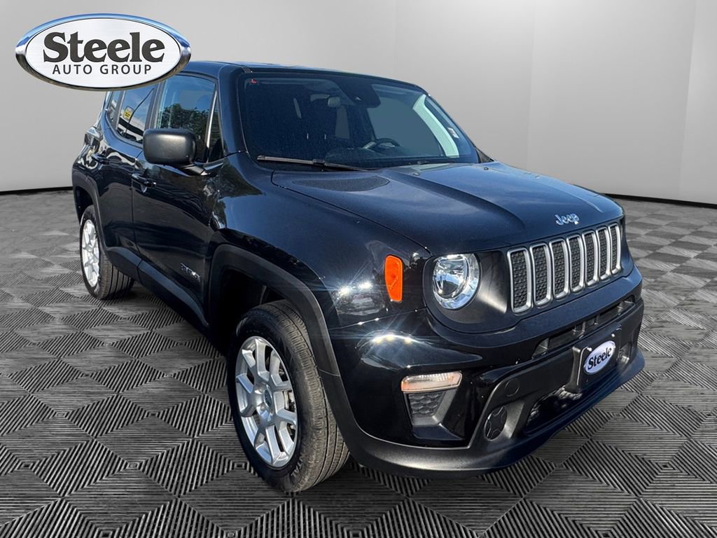 Used 2023 Jeep Renegade Latitude image 7