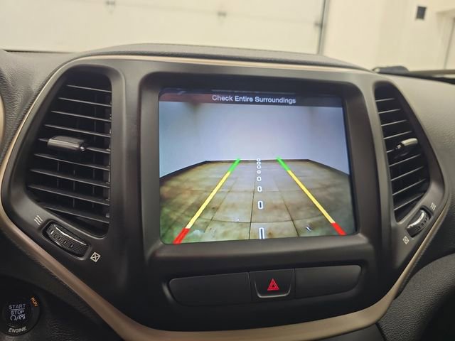 Used 2015 Jeep Cherokee Limited AWD/4WD image 20
