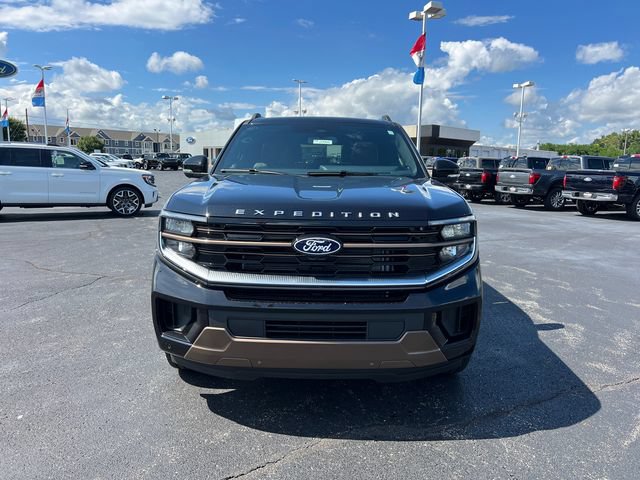 New 2027 Ford Expedition Max King Ranch AWD/4WD image 2