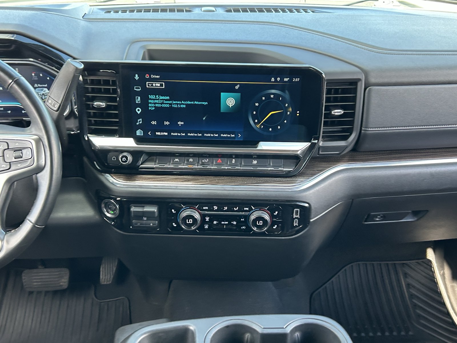 Certified 2025 Chevrolet Silverado 1500 LT RWD image 16