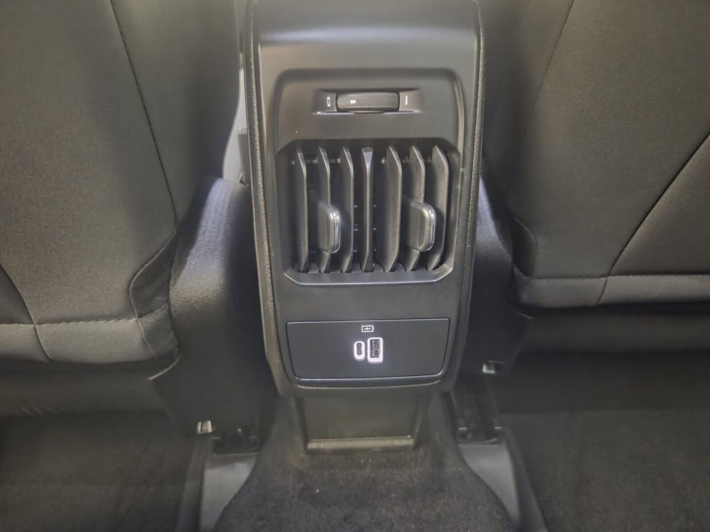 Certified 2025 Dodge Hornet R/T image 26