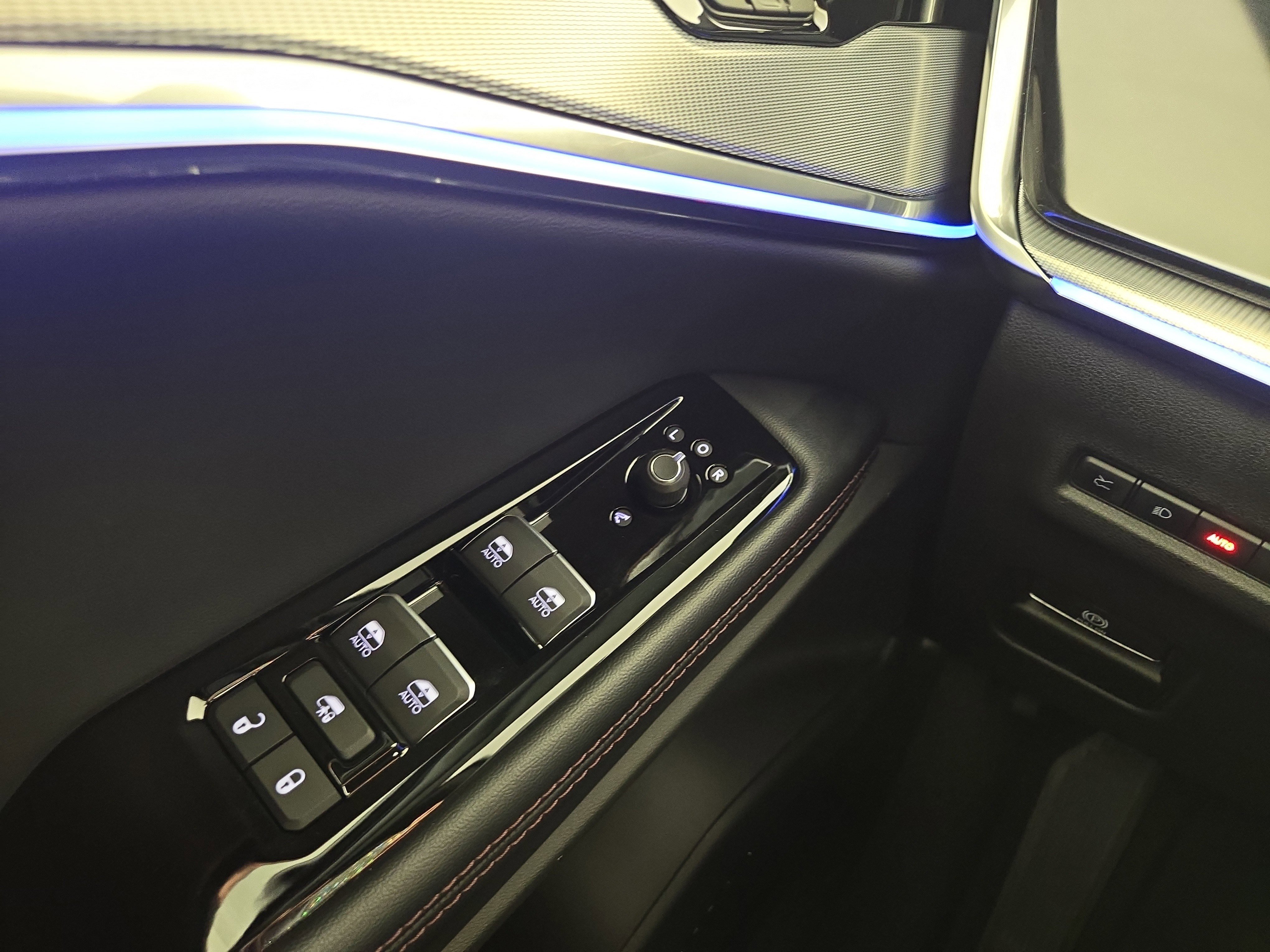 Used 2024 Jeep Wagoneer Launch Edition image 30