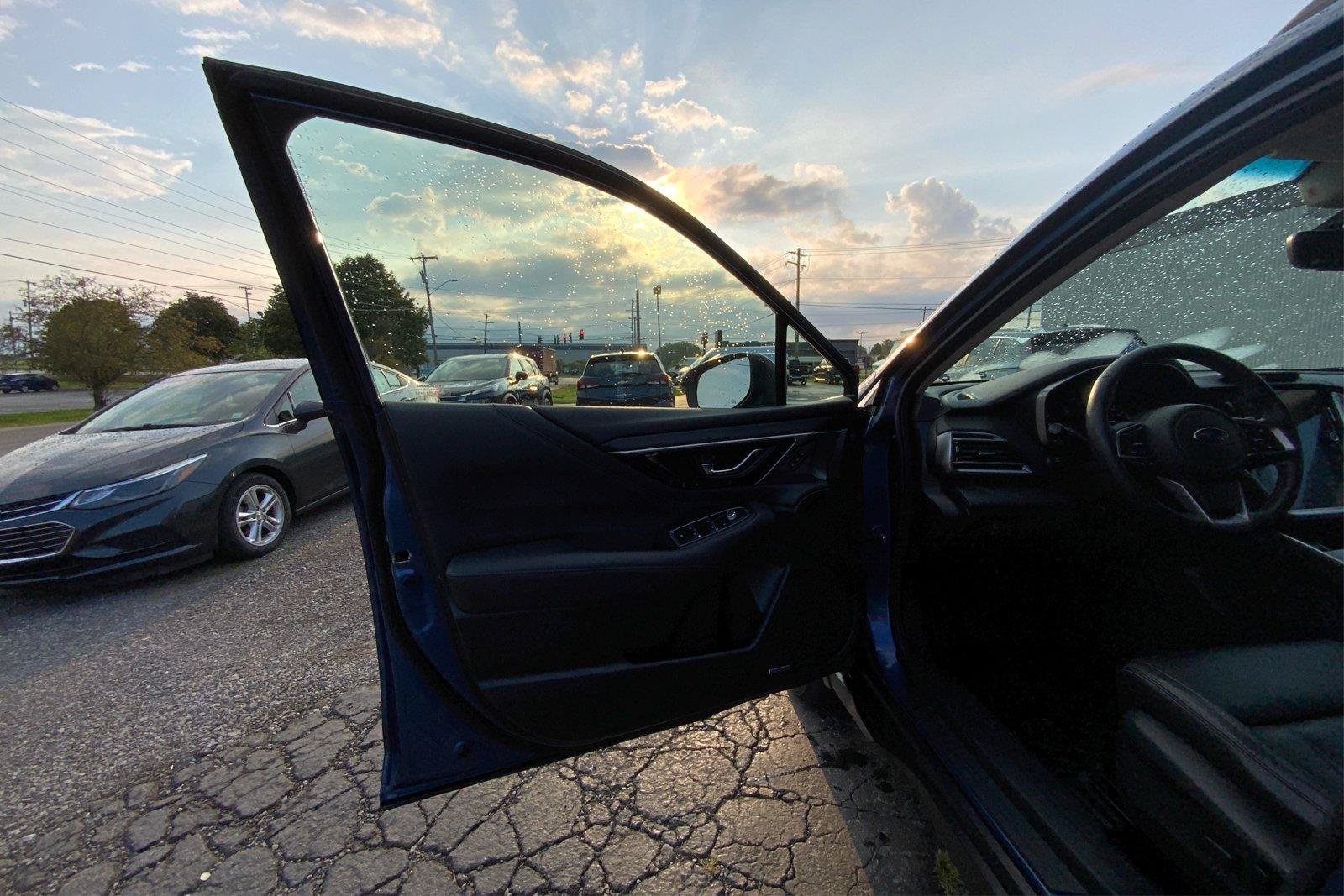 Used 2022 Subaru Outback Limited XT AWD/4WD image 19
