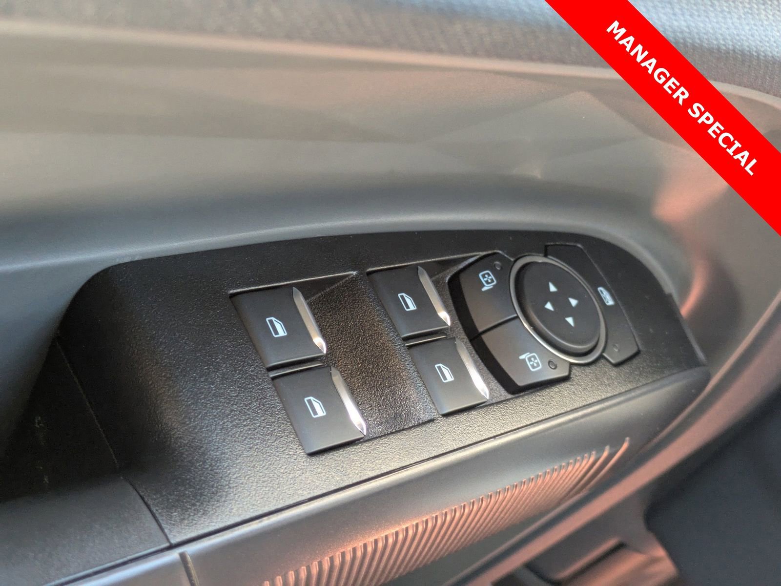 New 2025 Ford Maverick XLT w/ XLT Luxury Package image 24