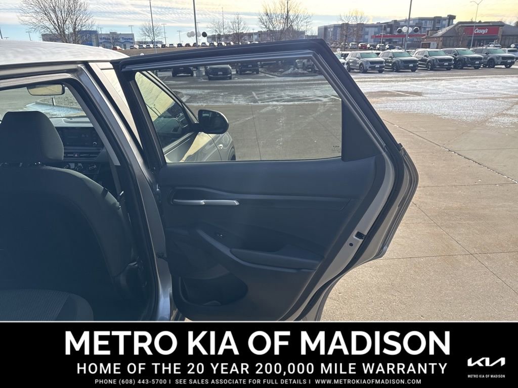 Used 2025 Kia Seltos LX image 32