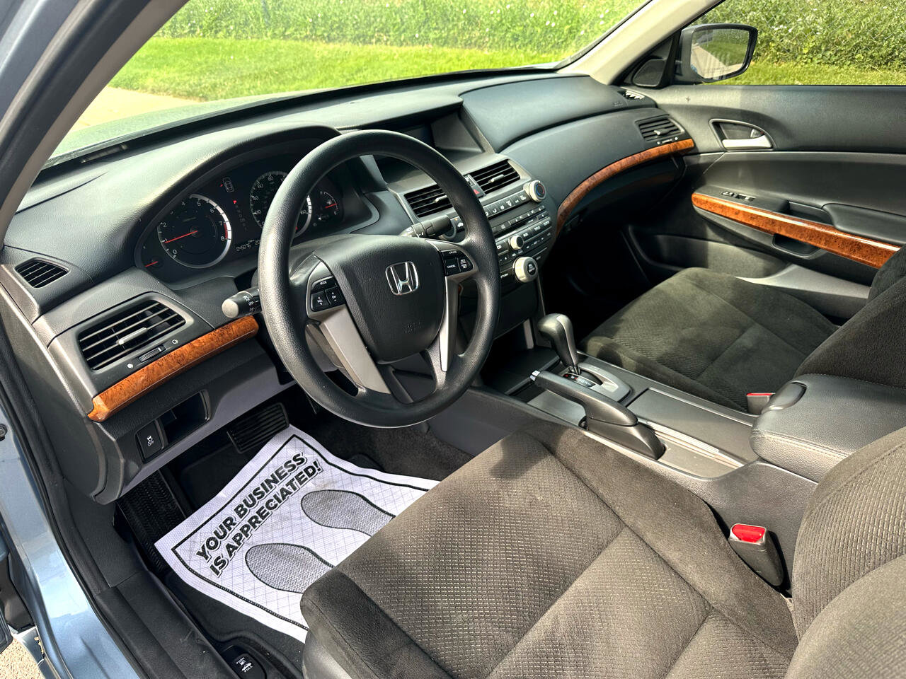 Used 2011 Honda Accord EX image 9