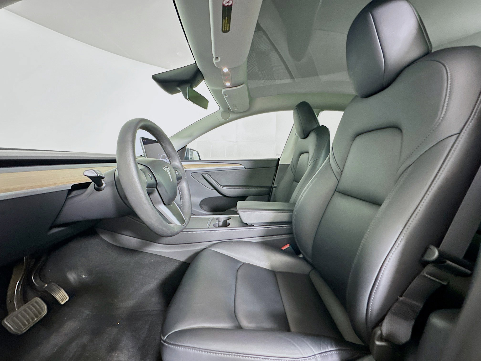 Used 2024 Tesla Model Y Long Range image 13