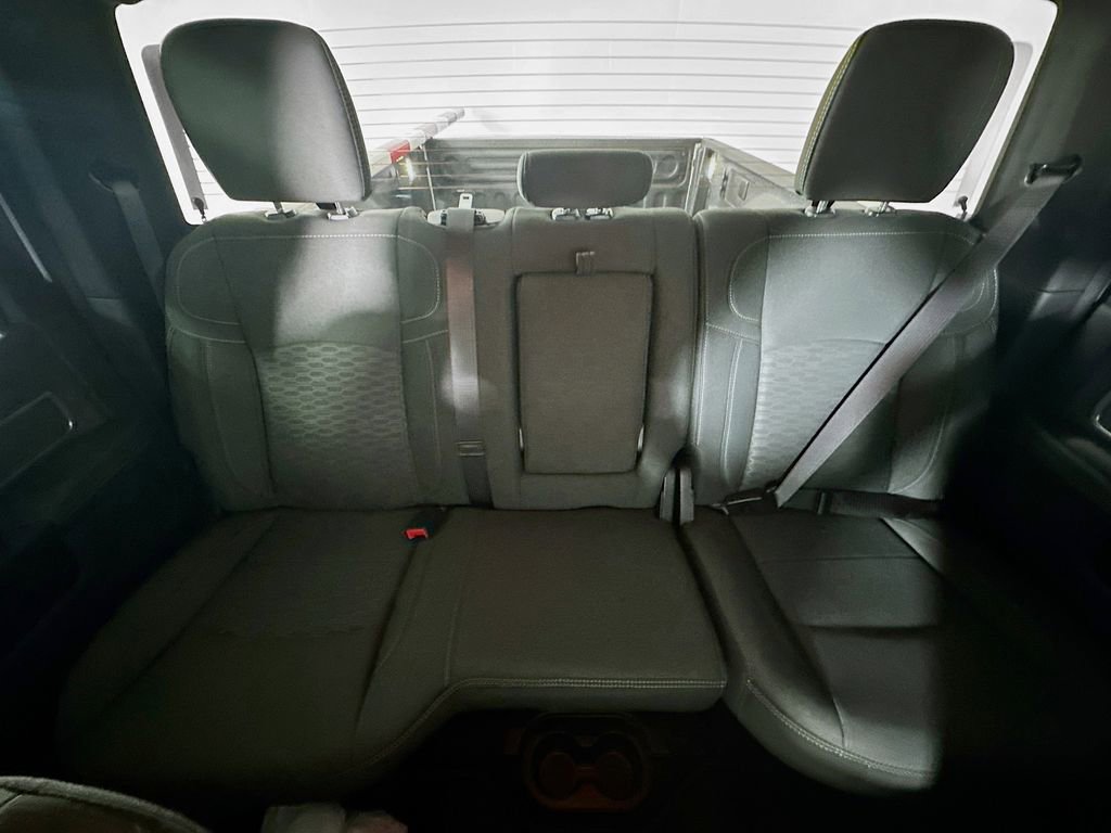 New 2026 RAM 2500 Big Horn AWD/4WD image 10