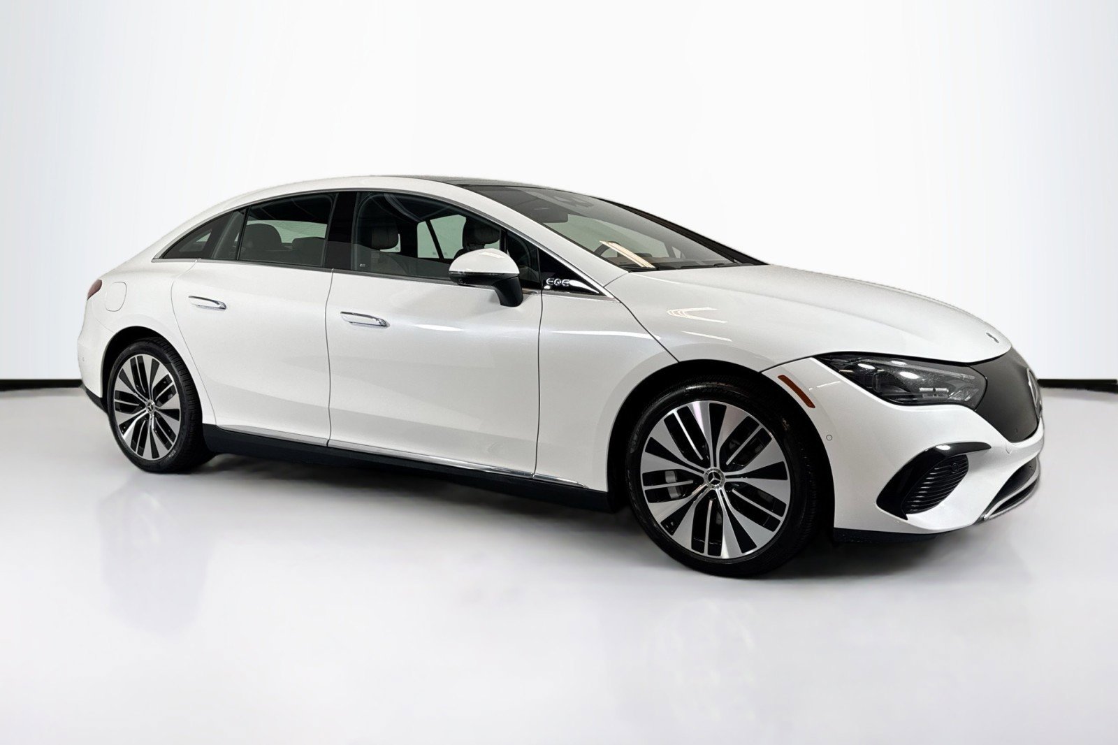 Certified 2023 Mercedes-Benz EQE 350+ Sedan image 3