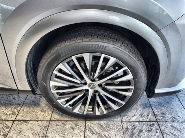 Used 2023 Lexus RX 350 Premium Plus image 10