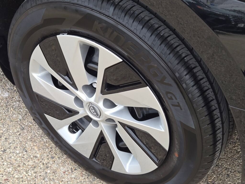 Used 2025 Nissan Altima 2.5 S image 12