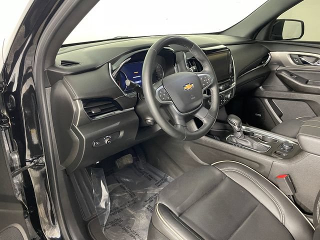 Certified 2023 Chevrolet Traverse Premier FWD image 3