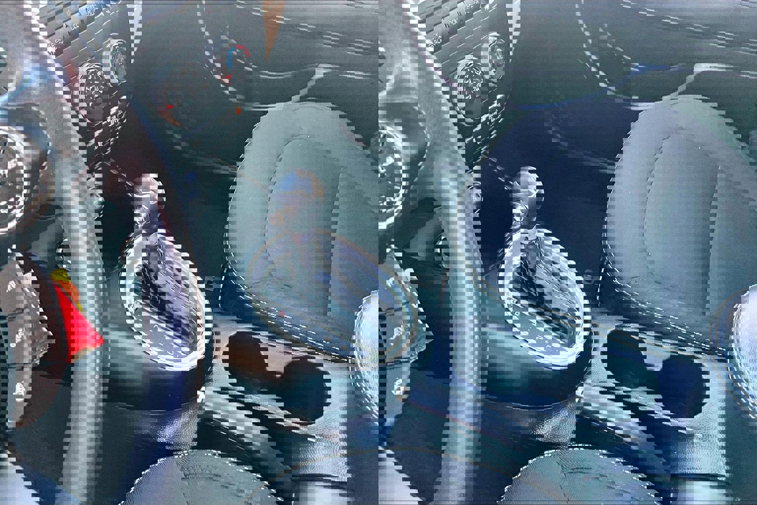 Used 2016 Kia Soul + image 13