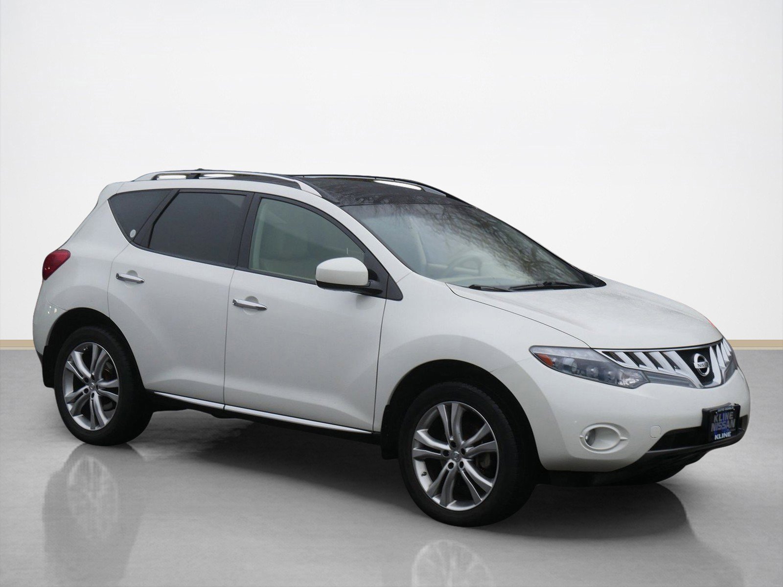 Used 2010 Nissan Murano LE w/ Navigation Pkg