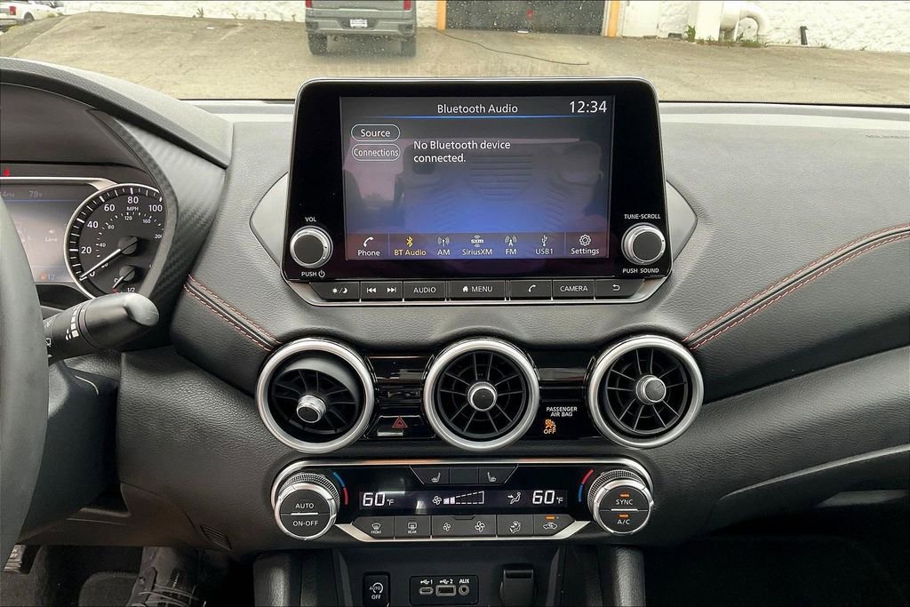 Used 2025 Nissan Sentra SR image 24