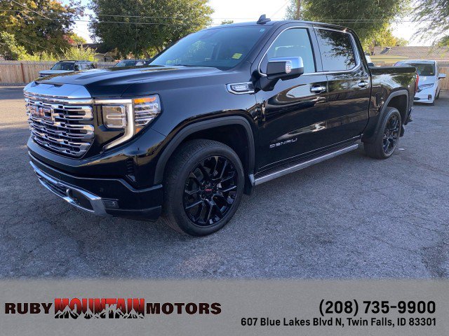 Used 2025 GMC Sierra 1500 Denali w/ Denali Reserve Package AWD/4WD image 3