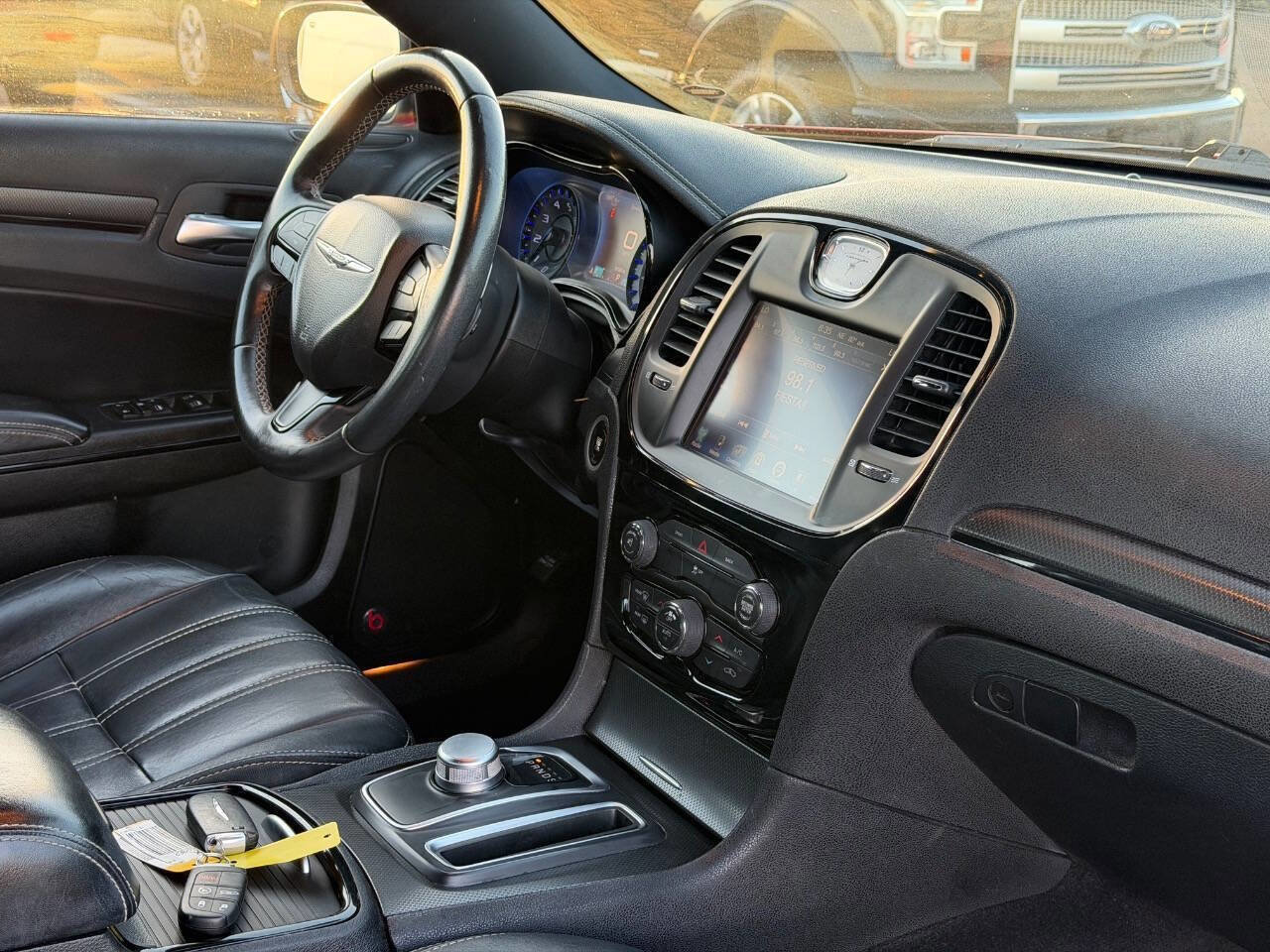 Used 2015 Chrysler 300 S RWD image 27