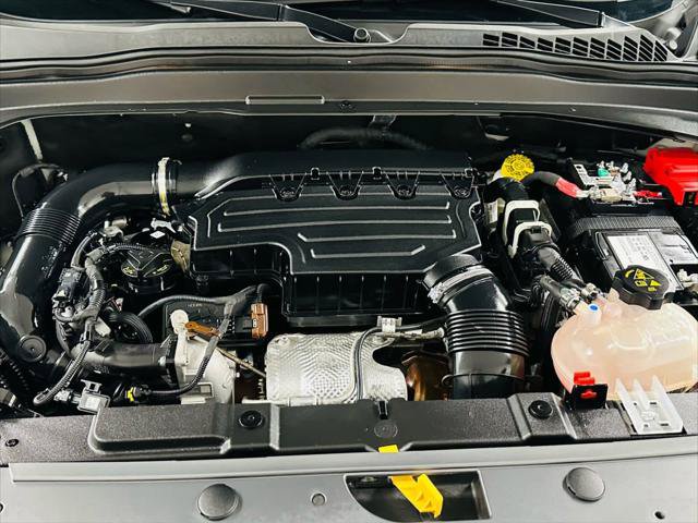 Certified 2023 Jeep Renegade Limited AWD/4WD image 28