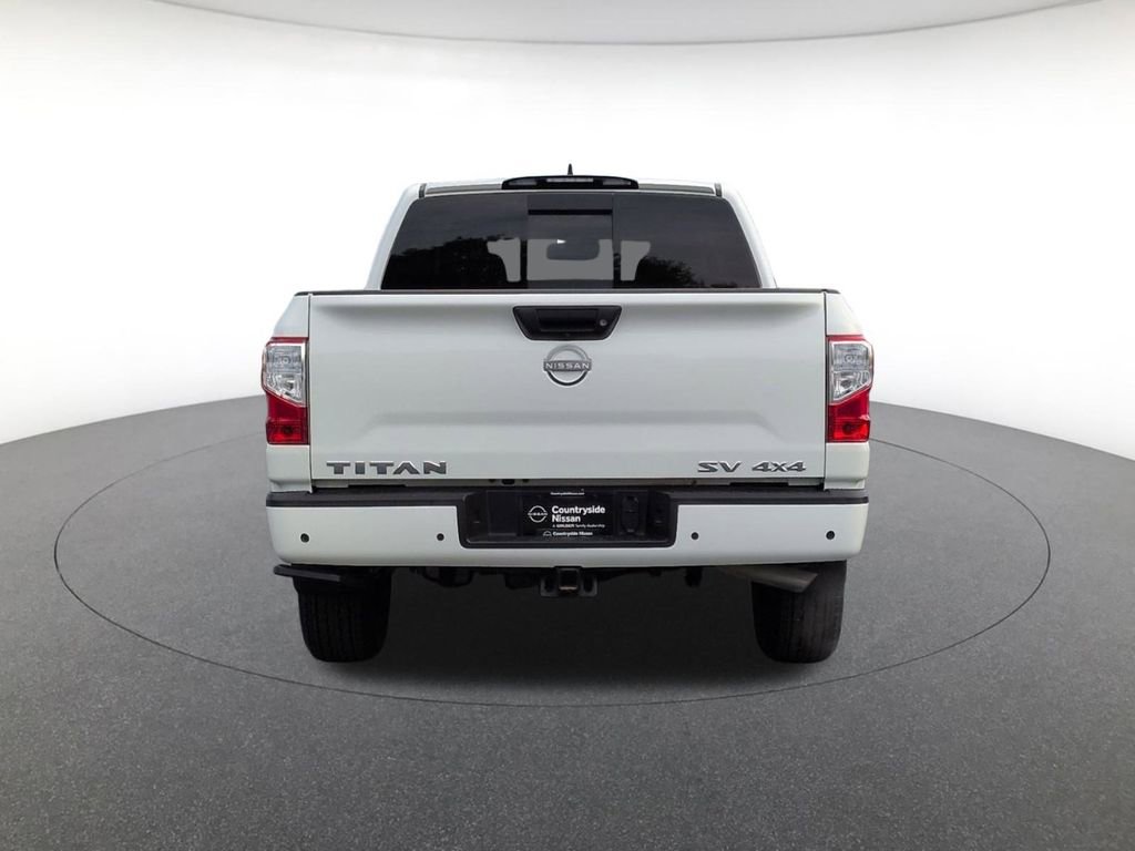 Used 2024 Nissan Titan SV w/ Accessory Utility Package image 6