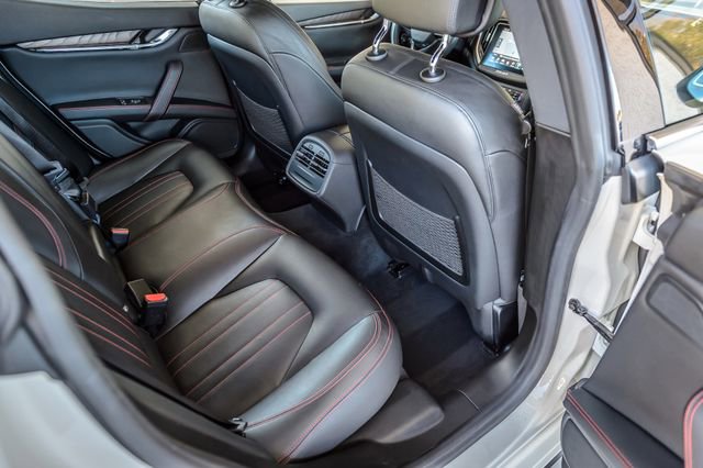 Used 2019 Maserati Ghibli S image 44