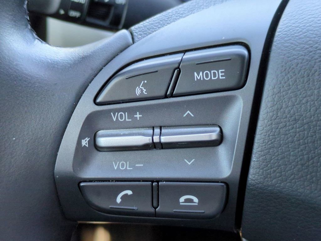 Used 2018 Hyundai Kona Ultimate image 27