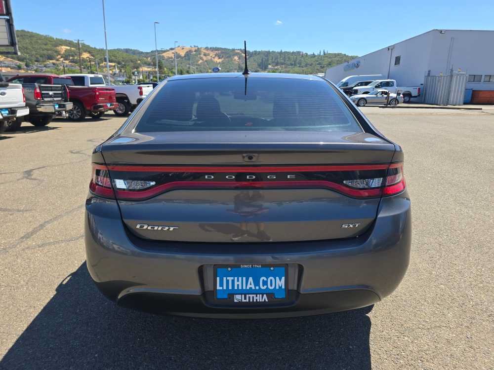 Used 2015 Dodge Dart SXT FWD image 4