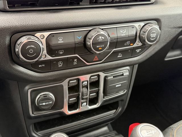 Used 2024 Jeep Gladiator Sport AWD/4WD image 22