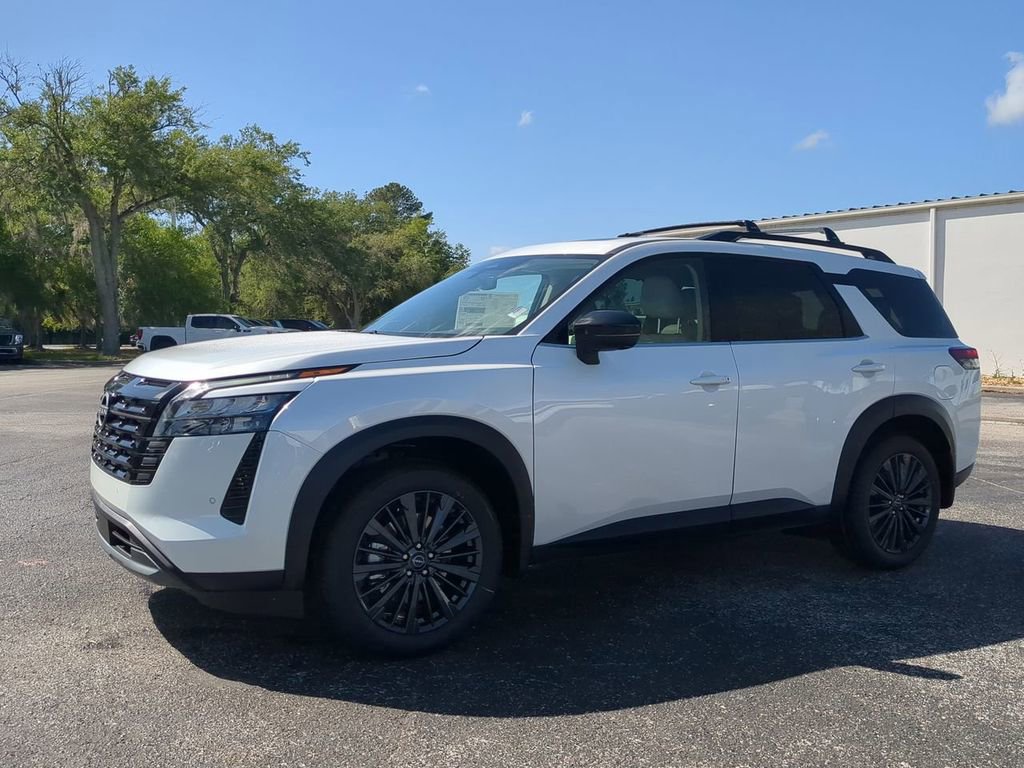 New 2026 Nissan Pathfinder SL w/ SL Premium Package AWD/4WD image 9