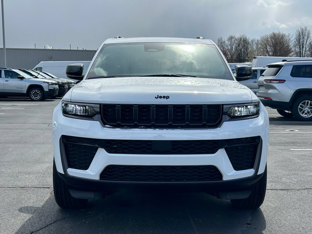 New 2026 Jeep Grand Cherokee L 4WD image 2