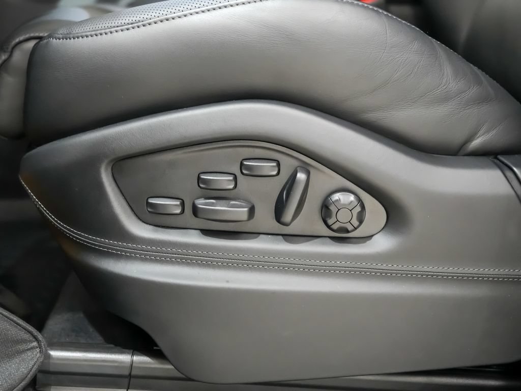 Certified 2026 Porsche Cayenne Turbo GT AWD/4WD image 23