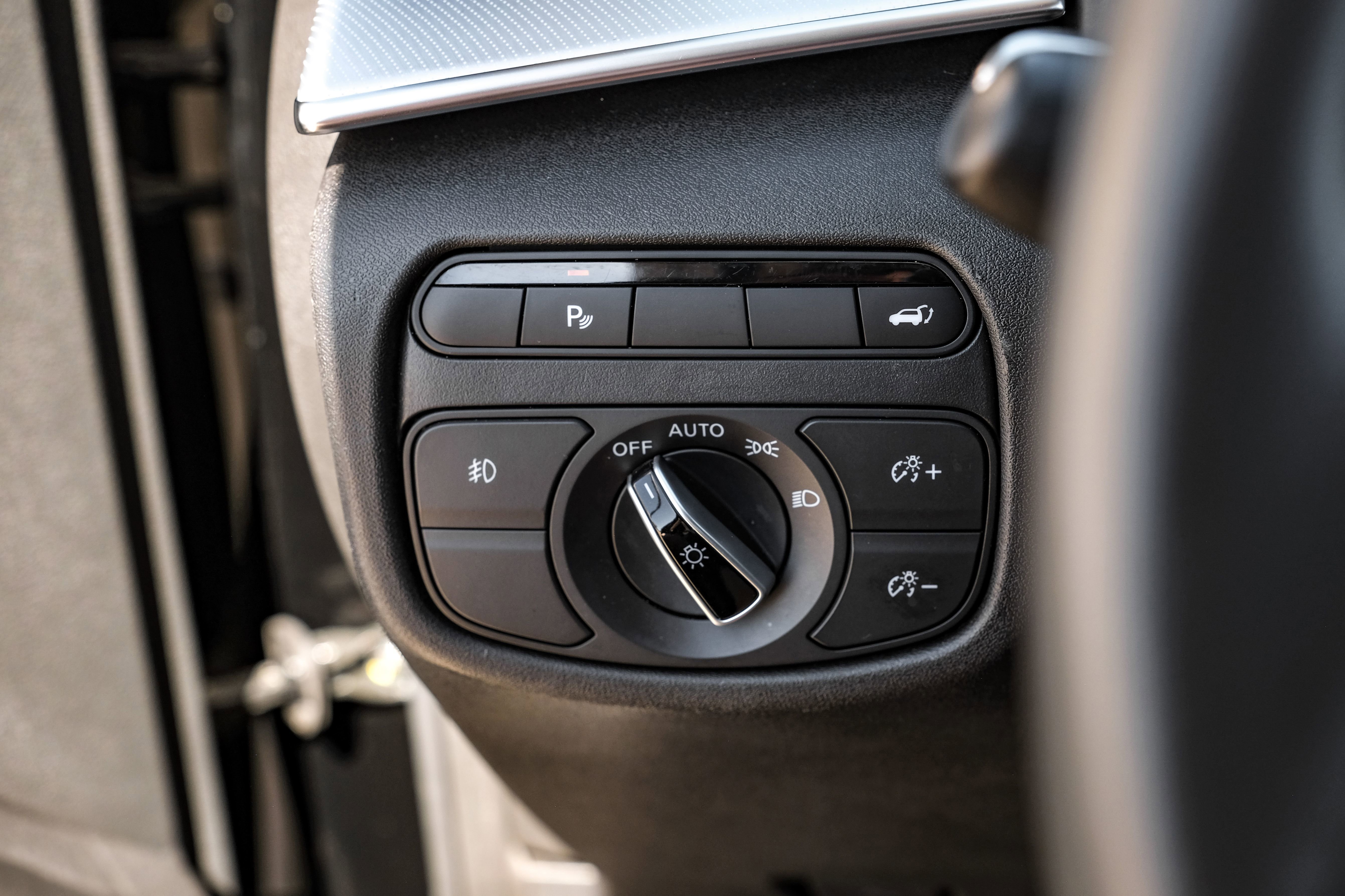 Used 2020 INFINITI QX50 Luxe image 32