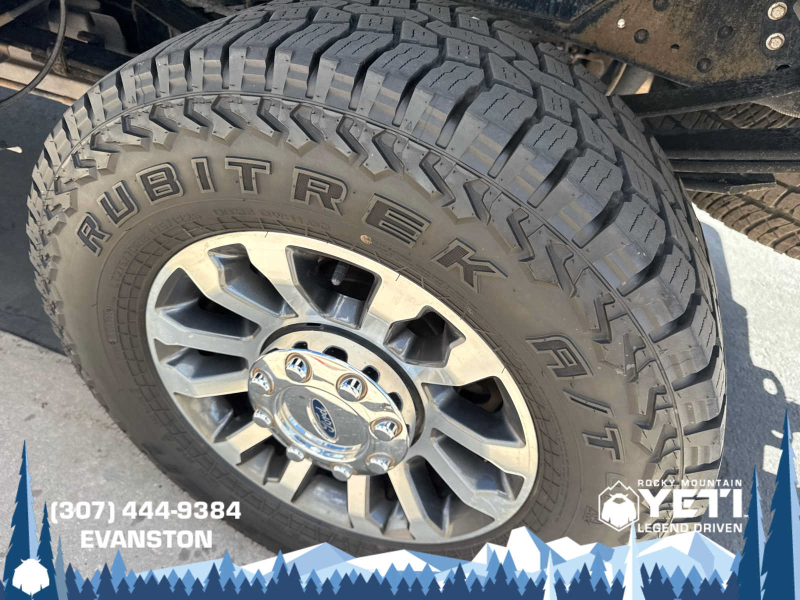 Used 2015 Ford F350 Lariat w/ Lariat Ultimate Package AWD/4WD image 21